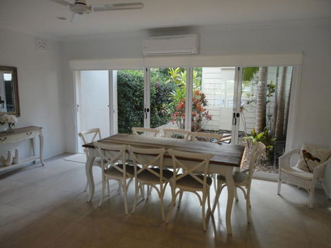 Noosa Entrance Waterfront Resort - Holiday Jervis Bay 0