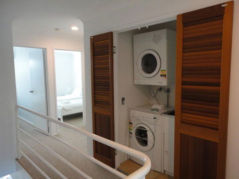 Noosa Entrance Waterfront Resort - Holiday Jervis Bay 9