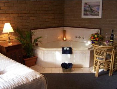 Albury Classic Motor Inn - Holiday Jervis Bay 1