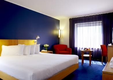 Novotel Rockford Darling Harbour - Holiday Jervis Bay 1
