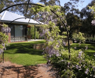 Catton Hall Country Homestead - Holiday Jervis Bay