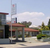 Country Comfort Cowra Countryman Motor Inn - Holiday Jervis Bay