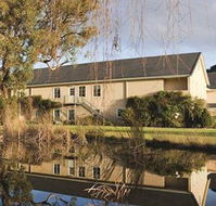 Peel Manor House - Holiday Jervis Bay