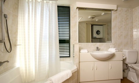 Tropic Towers Apartments - Holiday Jervis Bay 1