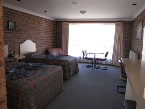 The Big Trout Motor Inn - Holiday Jervis Bay 2
