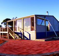 Wilderness Valley Studio Accommodation - Holiday Jervis Bay