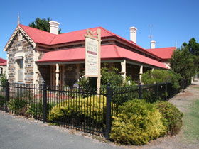 Trafalgar On The Strand - Holiday Jervis Bay 0