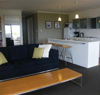 Coorong Waterfront Retreat - Holiday Jervis Bay