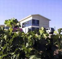 Mt Surmon Wines The Retreat - Holiday Jervis Bay