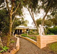 Correa Corner Bed  Breakfast - Holiday Jervis Bay