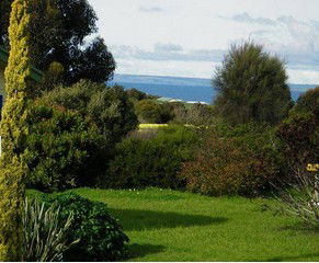 The Folly Holiday Home - Holiday Jervis Bay 1