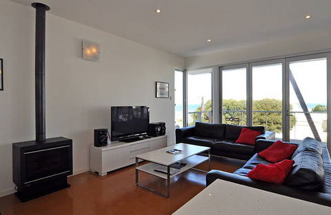 Seagulls At Hayborough - Holiday Jervis Bay 5