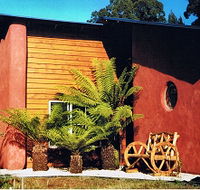 Whispering Spirit Holiday Cottages and Miniature Pony Stud - Holiday Jervis Bay