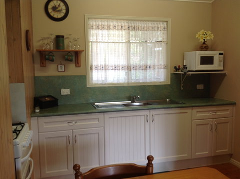 Maleny Country Cottages - Holiday Jervis Bay 2