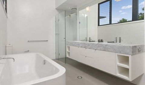 Aamber Beach House At Kiah - Holiday Jervis Bay 1