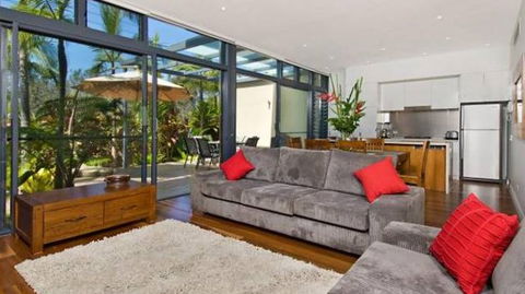 Aamber Beach House At Kiah - Holiday Jervis Bay 5