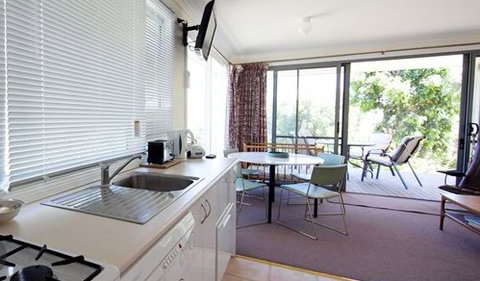 Queens Cottage - Holiday Jervis Bay 2