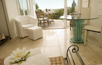 Above Wollongong At Pleasant Heights Bed And Breakfast - Holiday Jervis Bay 5