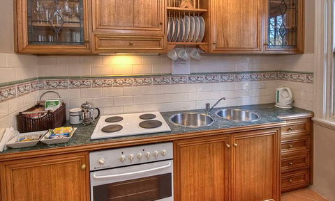Bridal Falls Cottage - Holiday Jervis Bay 1