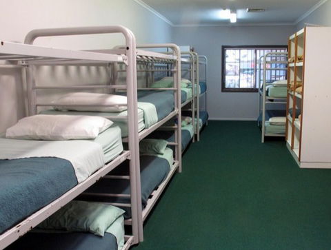 Cables Lodge Accommodation - Holiday Jervis Bay 5