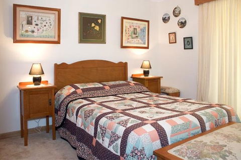 Rock-Al-Roy Bed And Breakfast - Holiday Jervis Bay 1
