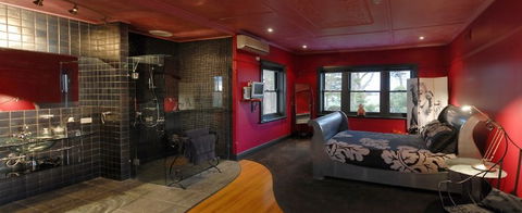 Oakdene Vineyards Guesthouse - Holiday Jervis Bay 0