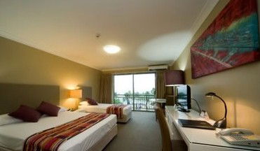 Airlie Beach Hotel - Holiday Jervis Bay 1
