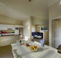 Middle Rock Holiday Resort - Holiday Jervis Bay