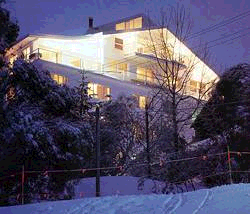 Attunga Alpine Lodge and Apartments - Holiday Jervis Bay