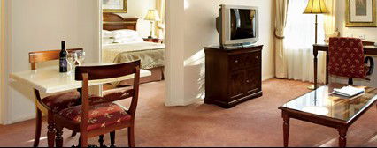Canterbury International Hotel - Holiday Jervis Bay 1