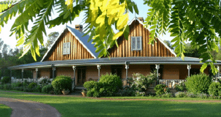 Carriages Country House - Holiday Jervis Bay