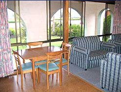 Del Costa Holiday Villas - Holiday Jervis Bay 1