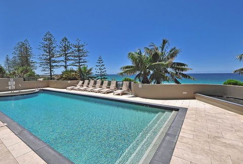 Clubb Coolum Beach - Holiday Jervis Bay 1