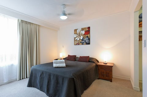La Grande Apartments Broadbeach - Holiday Jervis Bay 1