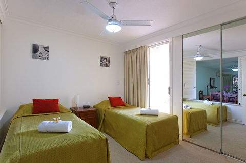 La Grande Apartments Broadbeach - Holiday Jervis Bay 6
