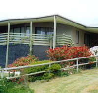 Currawong Holiday Home - Holiday Jervis Bay