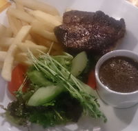 Strand Hotel - Holiday Jervis Bay