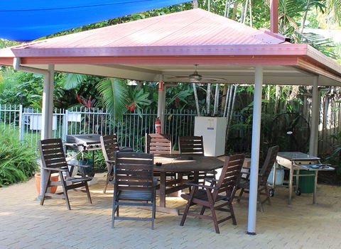Cairns Reef Apartments And Motels - Holiday Jervis Bay 6