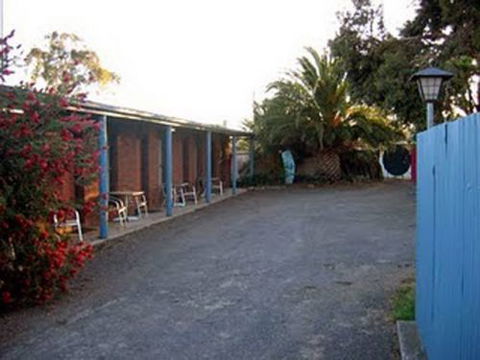 La Cochon Rose Motel & Art Gallery - Holiday Jervis Bay 0