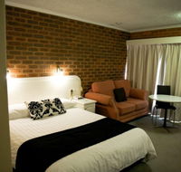 Cousins Motor Inn - Holiday Jervis Bay