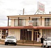 Town House Motor Inn - Holiday Jervis Bay