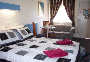 Colonial Inn Tamworth - Holiday Jervis Bay 1