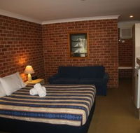 Comfort Inn Lake Macquarie - Holiday Jervis Bay
