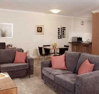 Ringwood Royale Apartment Hotel - Holiday Jervis Bay