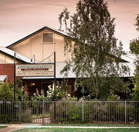 Millies Guesthouse  Serviced Apartments - Holiday Jervis Bay
