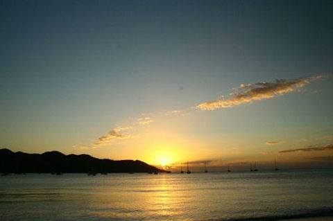 Shambhala Retreat Magnetic Island Cottages - Holiday Jervis Bay 9