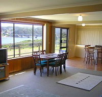Authur River Beach House - Holiday Jervis Bay
