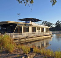 Houseboat Heaven - Holiday Jervis Bay
