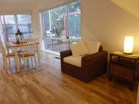 CENTREPOINT UNITS - HEIDELBERG - Holiday Jervis Bay 5