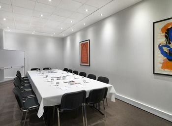 Adina Apartment Hotel Sydney, Harbourside - Holiday Jervis Bay 10